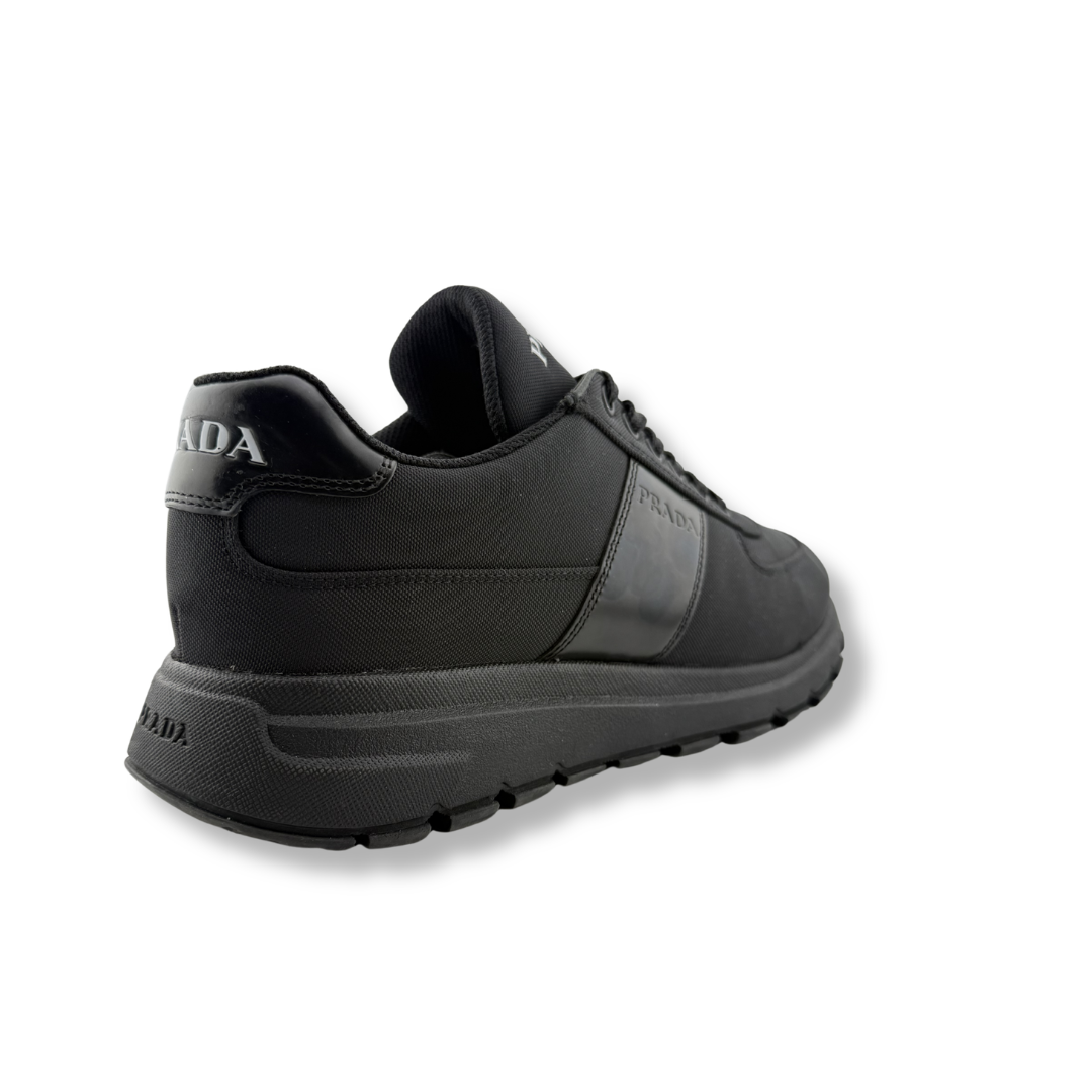 PRADA RUNNERS - UK 7.5