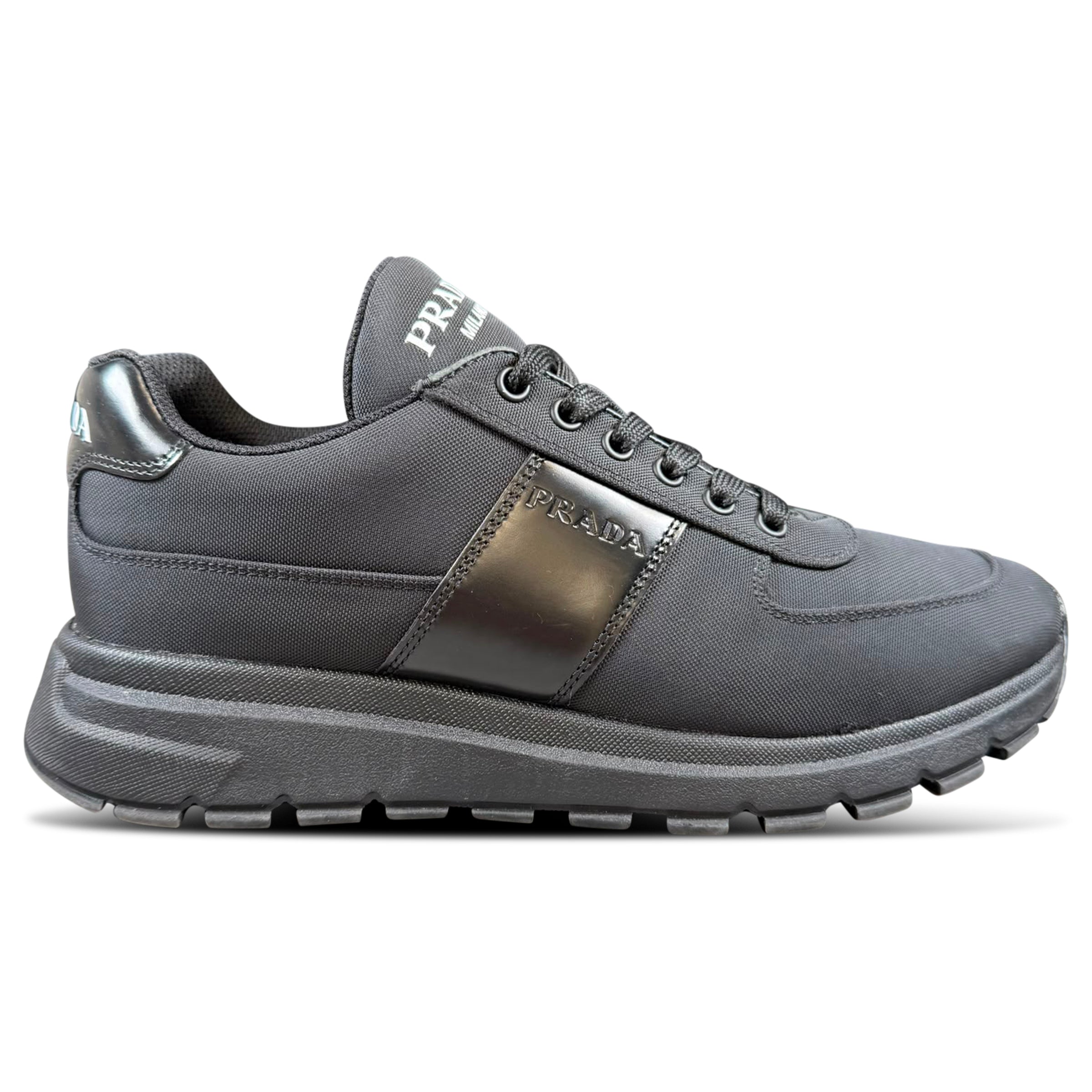 PRADA RUNNERS - UK 7.5